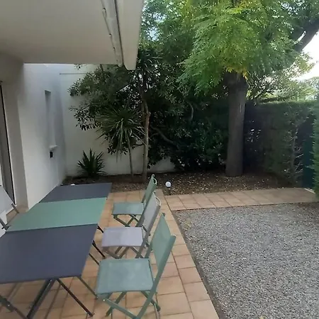 Location Grande Motte * Λα Γκραντ-Μοτ